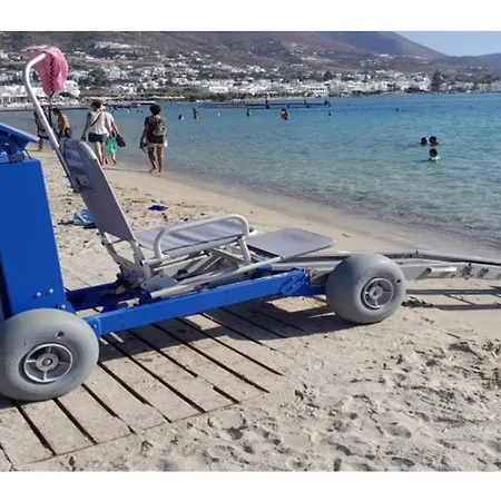 Livadia Seaside 8 Páros