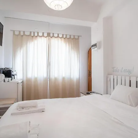 게스트하우스 Livadia Seaside 8 *